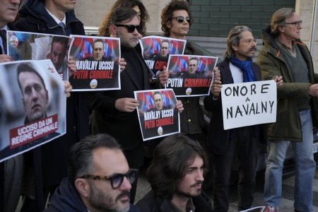 Proteste la Moscova dupa moartea lui Navalnii. Masuri represive ale Politiei