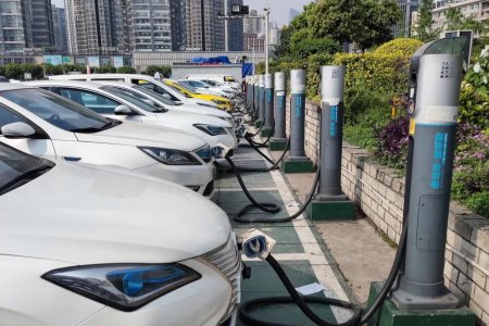 Producatorii auto europeni si americani reduc preturile vehiculelor electrice datorita concurentei chineze
