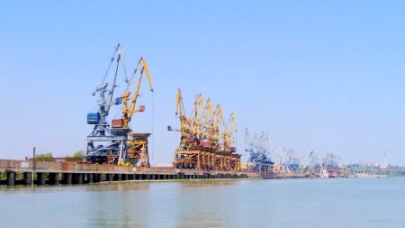 Statul roman da 126 milioane euro porturilor de la Dunare si Marea Neagra pentru a facilita exporturile ucrainene