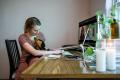 Studiu: Munca de acasa poate avea beneficii pentru sanatate