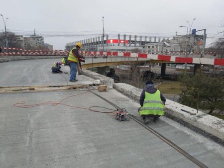 Nicusor Dan despre lucrarile la Podul Grant: sinele de tramvai, montate in proportie de 70%