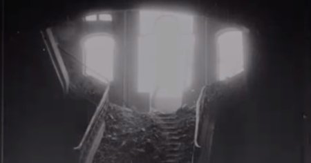 Imagini unicat din momentul in care Cazinoul din Constanta este bombardat de nemti in Primul Razboi Mondial VIDEO