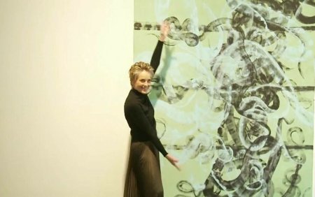 Sharon Stone are prima ei expozitie de pictura. Lucrarile actritei pot fi vazute la Berlin