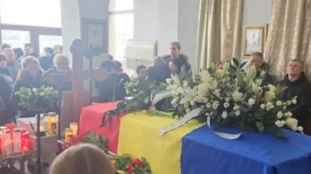 Mercenarul roman care a fost ucis in Congo, inmormantat cu onoruri militare la Cimitirul Ghencea din Bucuresti