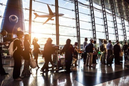 Reuters: Numarul pasagerilor care au trecut prin aeroportul din Dubai a depasit anul trecut nivelul pre-pandemie