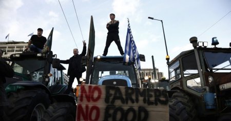 Protest al fermierilor greci in fata parlamenului din Atena : Fara productie agricola, nu exista viitor VIDEO
