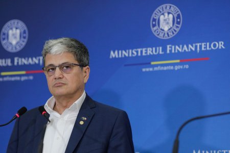 Romania ar putea avea nevoie <span style='background:#EDF514'>DE 7 ANI</span> pentru a reduce deficitul bugetar, spune ministrul Bolos