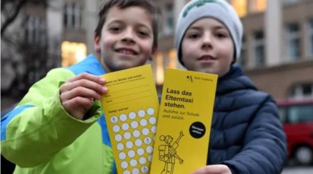 Gata cu parintii-taxi: un oras german incurajeaza copiii sa mearga singuri la s<span style='background:#EDF514'>COALA</span>