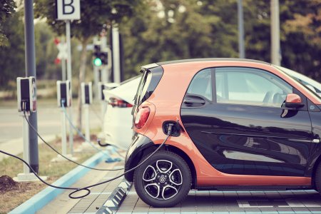 Boom-ul vehiculelor electrice rescrie ierarhia auto din Europa