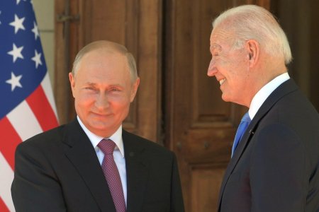 Raspunsul Rusiei, dupa ce Joe Biden l-a numit pe Vladimir Putin un ticalos <span style='background:#EDF514'>NEBUN</span>