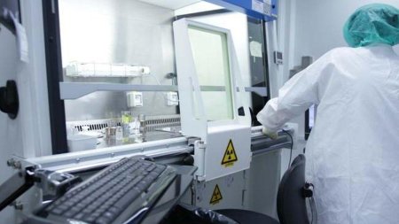 Au fost prelevate probe de la laboratorul din Timisoara unde a fost descoperit material radioactiv. Zona ramane securizata