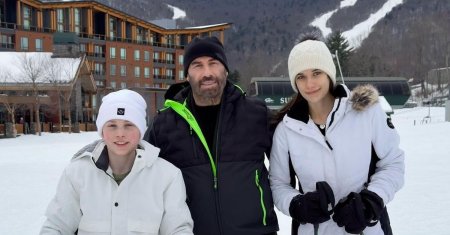 John Travolta a serbat 70 de ani pe schiuri! I-a avut alaturi pe cei doi copii