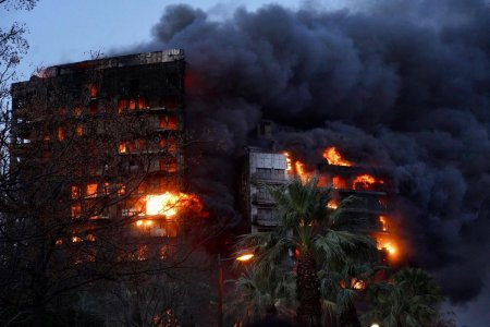 Meciurile din <span style='background:#EDF514'>SPANIA</span> care ar putea fi amanate dupa incendiul din Valencia soldat cu cel putin patru morti