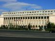 Doi ani de razboi: Palatul Victoria va fi iluminat sambata seara in culorile drapelului ucrainean