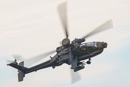 Doua persoane au murit dupa ce un elicopter militar s-a prabusit in SUA