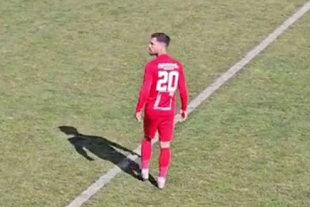 Fostul jucator de la Dinamo, in conflict cu un suporter dupa ce echipa lui a primit gol: 