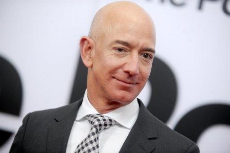 Jeff Bezos a vandut un pachet de actiuni Amazon pentru 8,5 miliarde de dolari