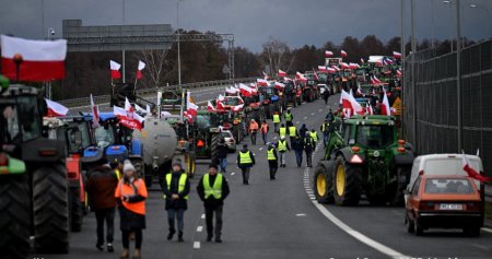 Agricultori polonezi blocheaza un important punct de trecerea frontierei, la Slubice, la frontiera cu Germania