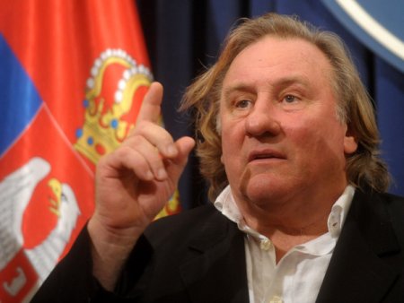 Noi plangeri impotriva lui <span style='background:#EDF514'>GERARD</span> Depardieu pentru violenta sexuala