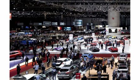 Colapsul industriei auto: Salonul de la Geneva se tine cu doar 8 producatori