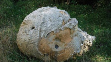 Statiunea noua din Romania unde poti sa vezi pietrele vii care cresc incontinuu. Cat costa biletul