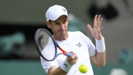 <span style='background:#EDF514'>ANDY</span> Murray reuseste a 500-a victorie din cariera pe suprafata hard