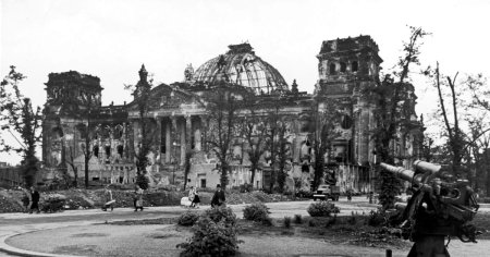 Noaptea in care nazistii au ajuns la putere dupa incendierea cladirii Reichstag-ului din Berlin: Este un semn de la Dumnezeu VIDEO