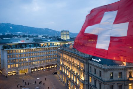 Autoritatile din Zurich au dat din greseala salarii duble. Angajatii sperau ca banii sunt o 