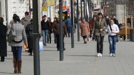 Romania, lovita de o criza puternica pe piata muncii! Numarul pensionarilor se va tripla