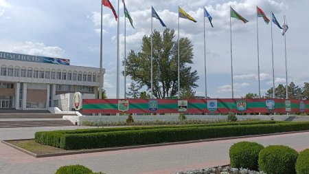 Deputatii transnistreni ar urma sa ceara astazi alipirea la Rusia. Chisinaul face apel la calm | <span style='background:#EDF514'>CORESPONDENTA</span> speciala din Republica Moldova