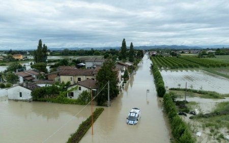 Vreme rea in nordul Italiei. Autoritatile avertizeaza ca e risc de inundatii si <span style='background:#EDF514'>ALUNECARI</span> de teren | VIDEO