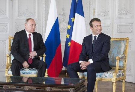 Aliatii lui Putin il ameninta pe Macron: trupele <span style='background:#EDF514'>FRANCE</span>ze pe care vrea sa le trimita in Ucraina ar avea soarta armatei lui Napoleon
