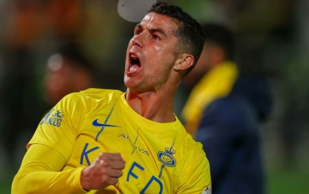 Cristiano Ronaldo e bun de plata. Starul portughez, amendat si suspendat dupa ce a facut un gest obscen in Arabia Saudita
