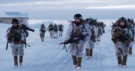 Armata SUA formeaza razboinici arctici in Alaska. Limita curajului uman, testata la -40 de grade