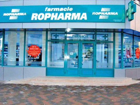 Bursa. Reteaua de farmacii <span style='background:#EDF514'>ROPHARMA</span>, controlata de antreprenorul Mihai Miron, anunta un profit de 14 mil. lei si venituri de 611 mil. lei in 2023