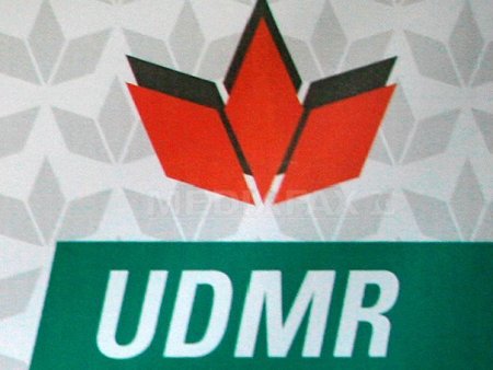Traseismul politic, condamnat de UDMR: nu foloseste functionarii administratiei publice locale
