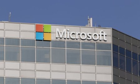 Microsoft va lansa un chatbot Copilot destinat lucratorilor din sectorul financiar