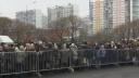 Mii de oameni au scandat numele lui Navalnii la inmormantarea acestuia