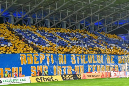 Pazea, vin lupii! Vor sa reduca la tacere Capitala »  Ce pregatesc <span style='background:#EDF514'>SUPORTERII PETROLUL</span>ui la Bucuresti, inaintea derby-ului cu FCSB