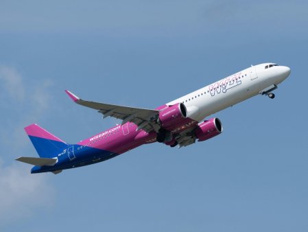 <span style='background:#EDF514'>WIZZ AIR</span> introduce noi zboruri din Romania. Vezi unde poti zbura cu mai putin de 80 de lei