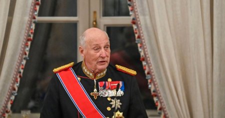 Regelui Harald al Norvegiei i s-a pus un stimulator cardiac in Malaezia, unde se afla intr-o calatorie privata