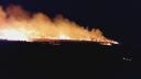 <span style='background:#EDF514'>BARBAT GASIT MORT</span> de pompieri in urma unui incendiu de vegetatie uscata