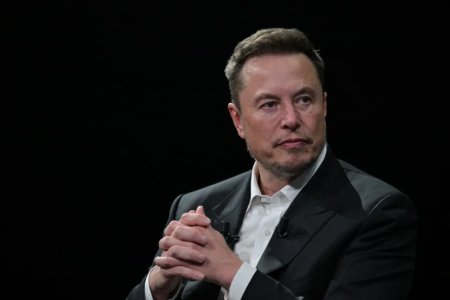 Avocatii care au anulat <span style='background:#EDF514'>COMPENSATII</span>le de 56 de miliarde de dolari ale lui Elon Musk, ca fiind excesive, vor onorarii record de 6 miliarde de dolari