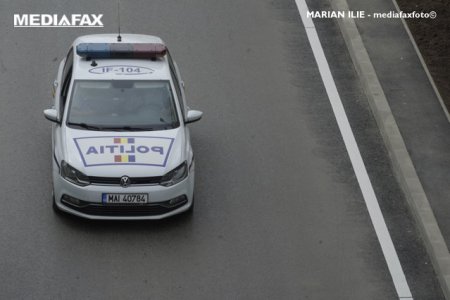 Austriac prins pe o strada din Arad la volanul unei masini ne<span style='background:#EDF514'>INMATRICULAT</span>e si cu numere false