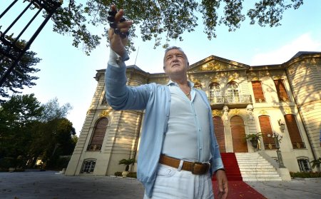 Ce se ascunde sub palatul lui Gigi Becali! Povestea pe care putini o stiu despre locuinta celebra din centrul Capitalei