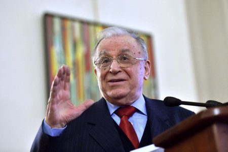 Ion Iliescu la 94 de ani, dupa moartea scriitorului Dinu Sararu: Ne<span style='background:#EDF514'>MURIR</span>ea lui e garantata