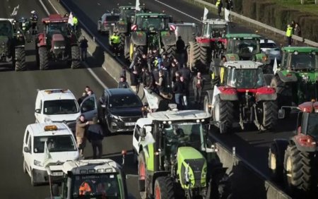 Fermierii francezi anunta ca ar putea organiza mai multe <span style='background:#EDF514'>PROTESTE</span> in saptamanile urmatoare