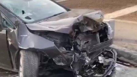 Cinci masini distruse dintr-o lovitura de un sofer drogat si fara permis, in Bucuresti