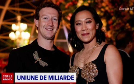 <span style='background:#EDF514'>RIHANNA</span>, Zuckerberg si Ivanka Trump, la o petrecere organizata de cel mai bogat om din Asia. Are o avere de 166 miliarde $