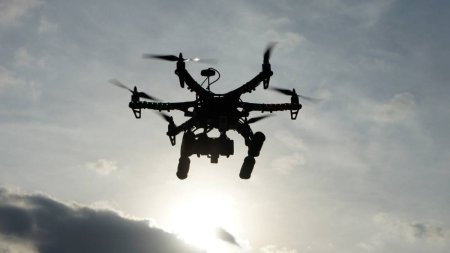 Pensionar cautat cu drone care folosesc inteligenta artificiala, dupa ce <span style='background:#EDF514'>A DISPARUT DE ACASA</span>, din Gorj